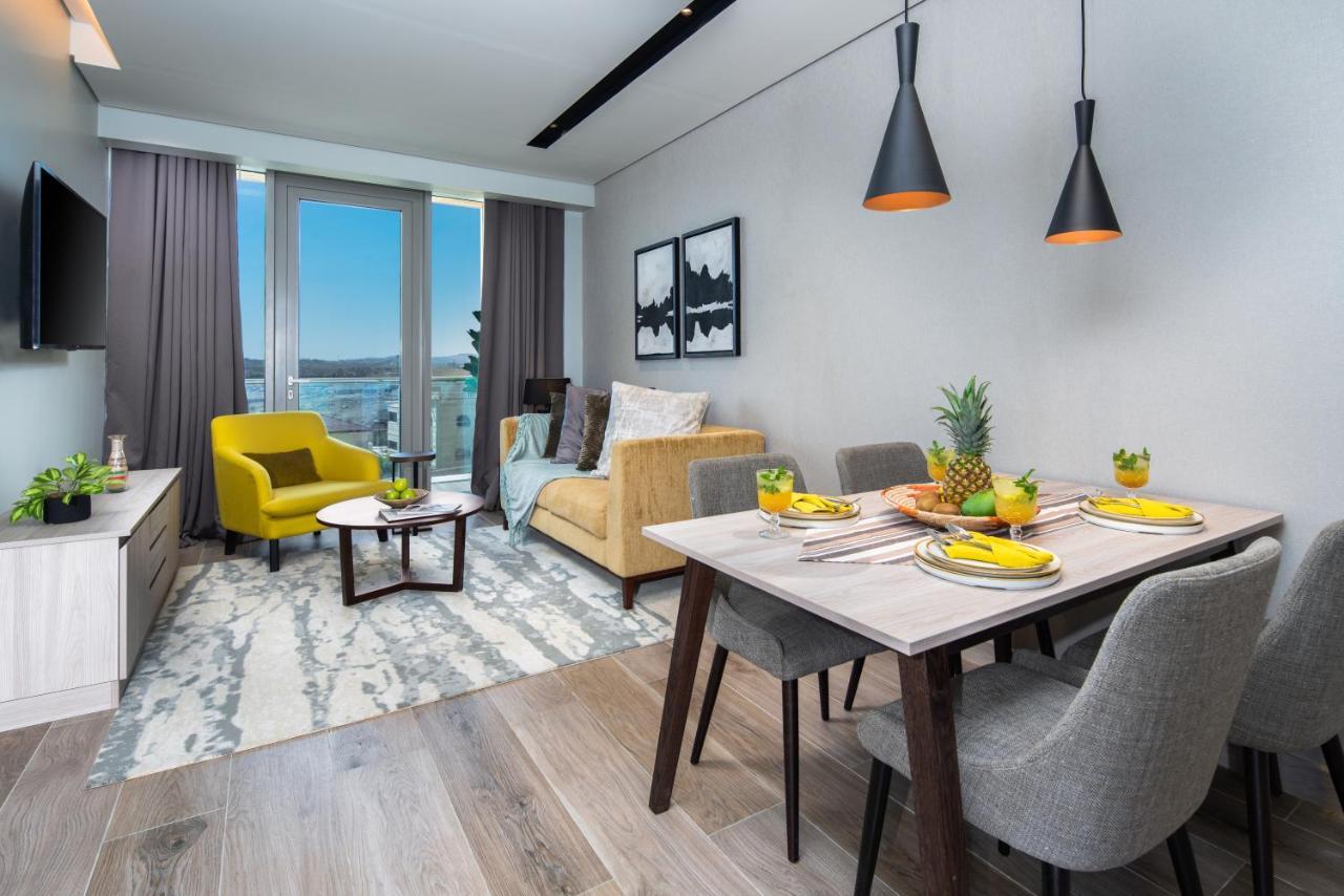 Aparthotel Citadines Abha Exterior foto A staged apartment at The Standard
